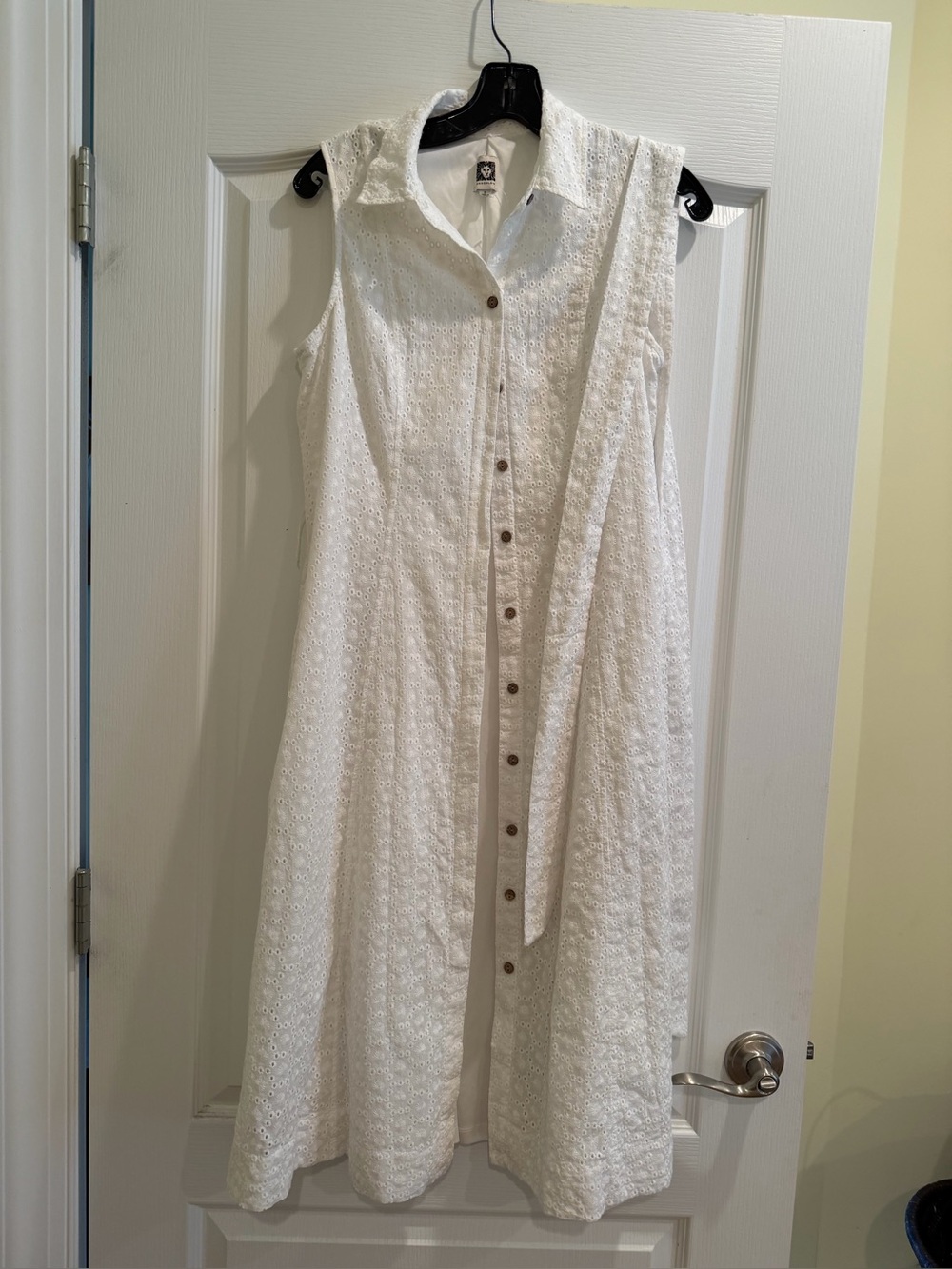 Anne Klein Sleeveless White Eyelet Button-Front Dress with Tie
